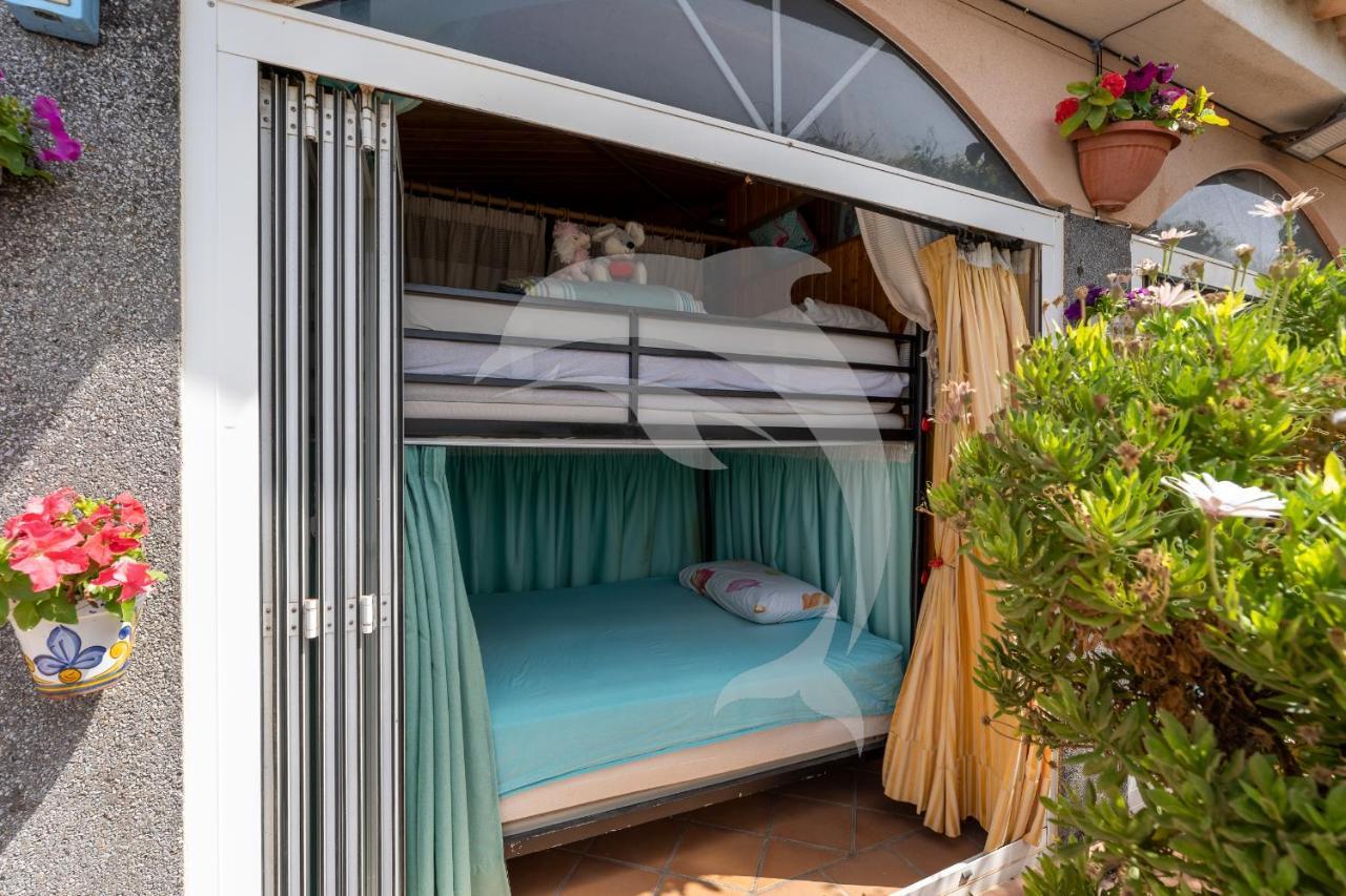 Los Delfines Apartament